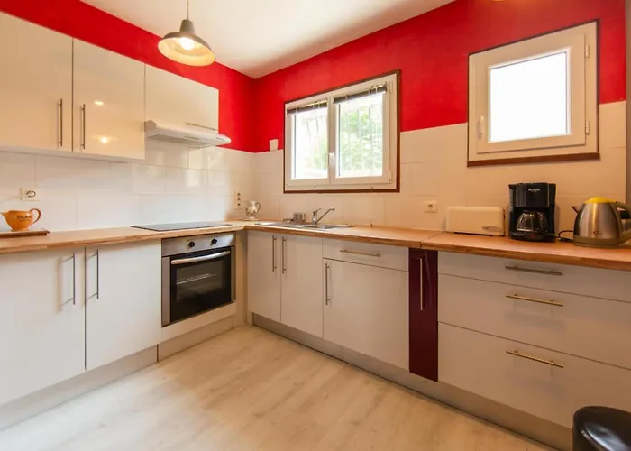 Maison Cri-cri A * Ares